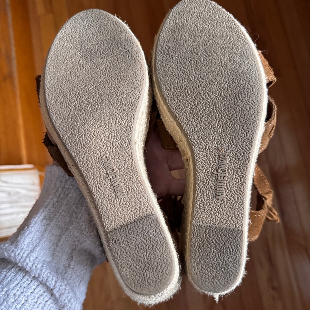 Minnetonka Tan Suede Espadrille Wedges - Picture 8 of 8